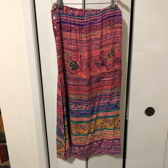 Ladies Long Length Skirt Size Medium - Picture 2 of 2